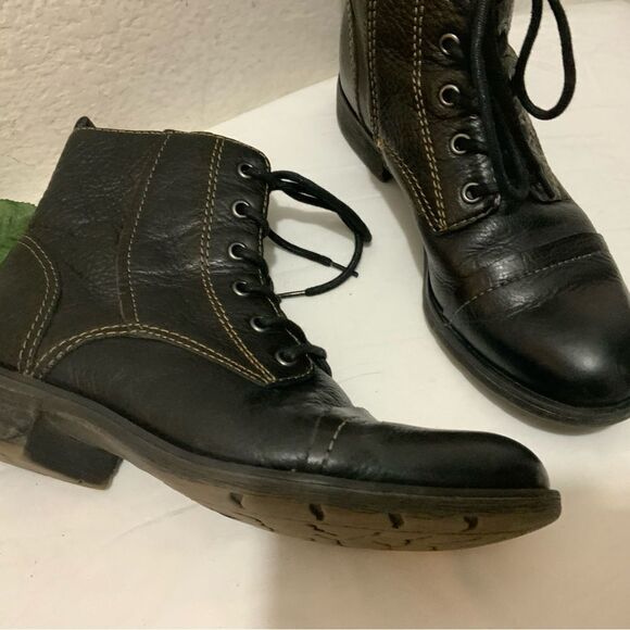 Sofft Lace Up Ankle Boots black women size 8.5 M - Picture 12 of 15